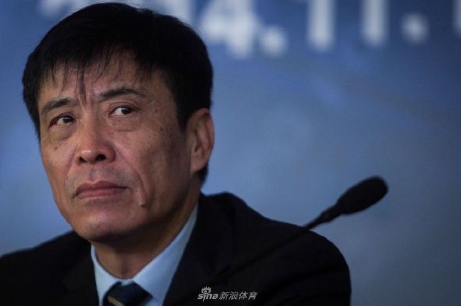 亚洲乱码在线播放